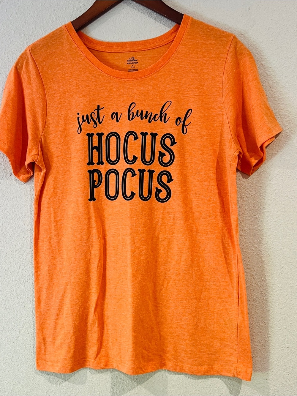 Women’s Celebrate Halloween orange graphic shirt just a bunch of HOCUS POCUS